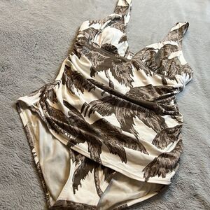 Tommy Bahama Brown & Cream Tropical Print Ruched One Piece Swimsuit - Size 6